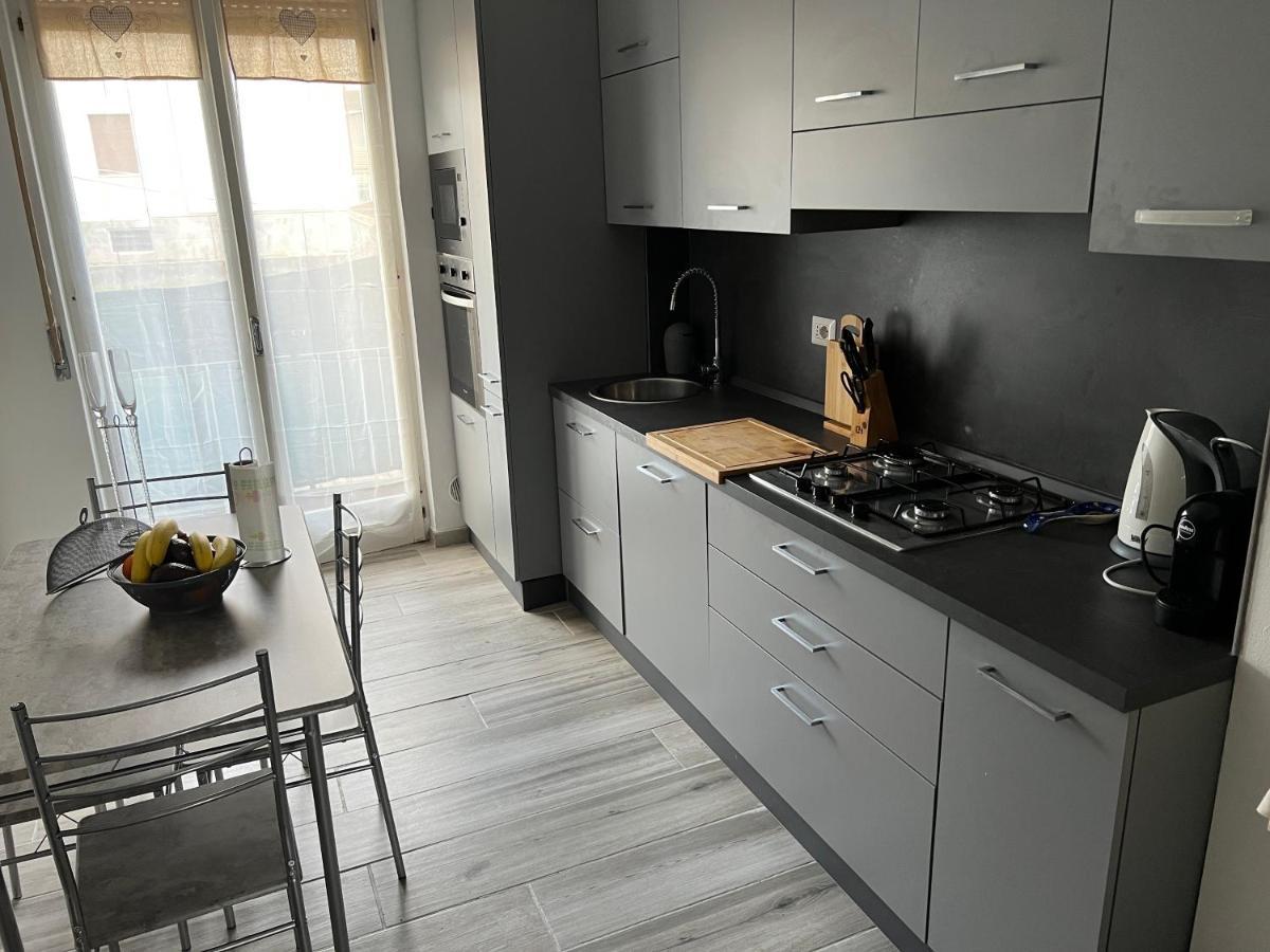 Casa Di Afi, Perfect For 4 - Kitchen - Parking - Netflix Apartamento Arona Exterior foto